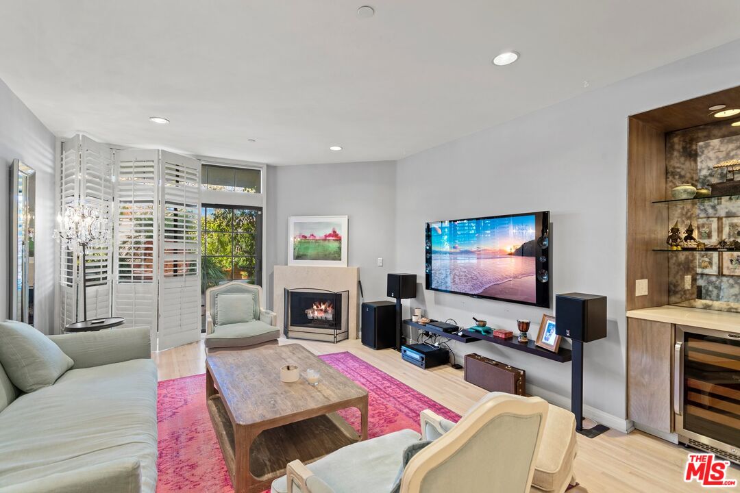 200 N Swall Dr Unit: 307