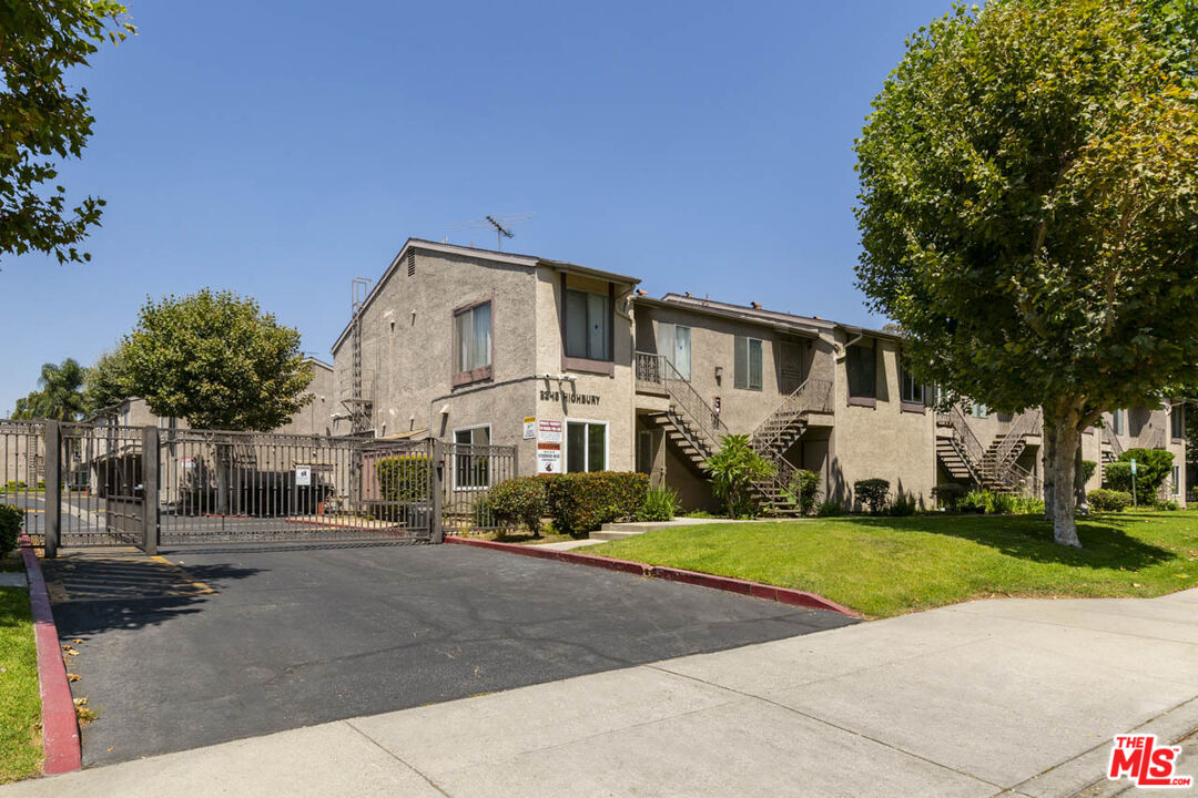 2345 Highbury Ave Unit: 21