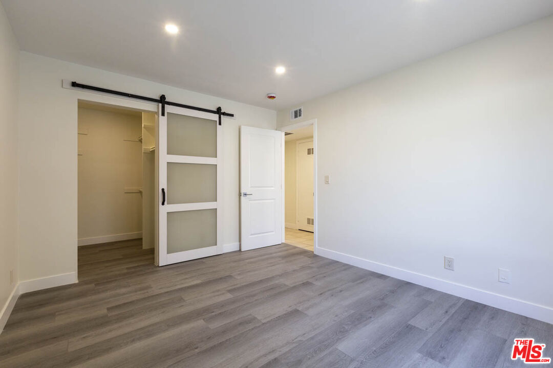 2345 Highbury Ave Unit: 21