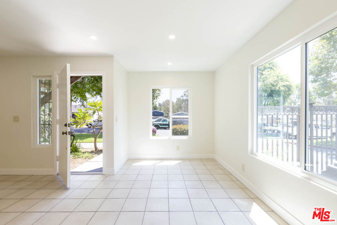 2345 Highbury Ave Unit: 21