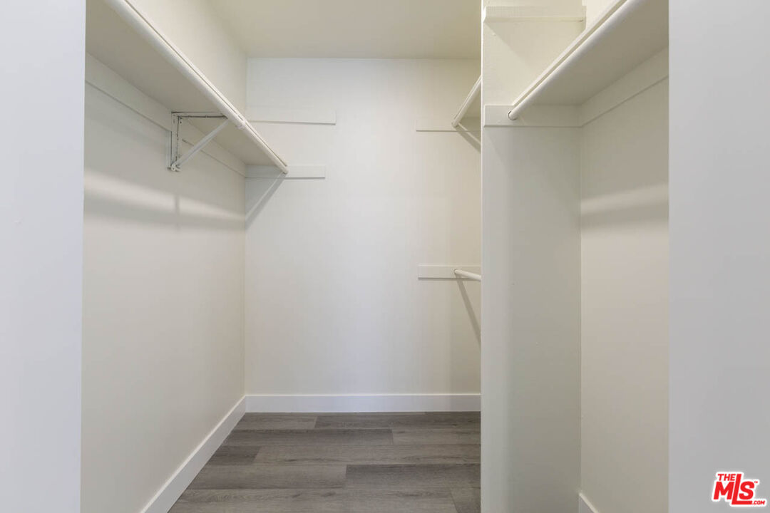 2345 Highbury Ave Unit: 21