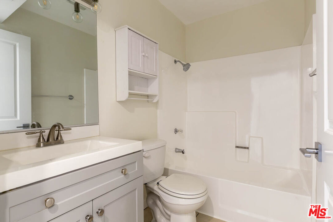 2345 Highbury Ave Unit: 21