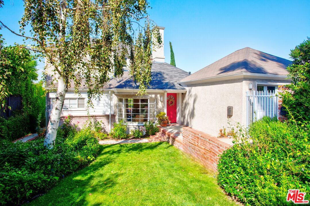 13829 Valley Vista Blvd