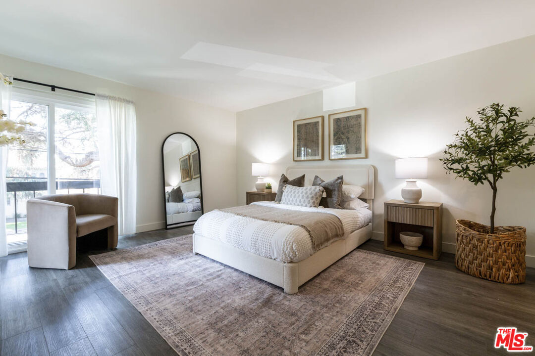 4321 Los Feliz Blvd Unit: 1