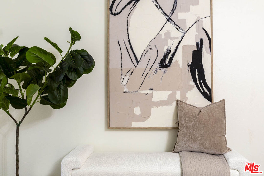 4321 Los Feliz Blvd Unit: 1