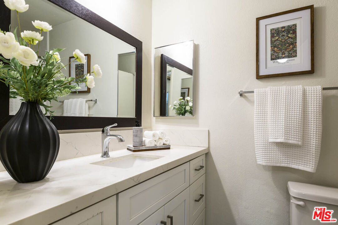 4321 Los Feliz Blvd Unit: 1