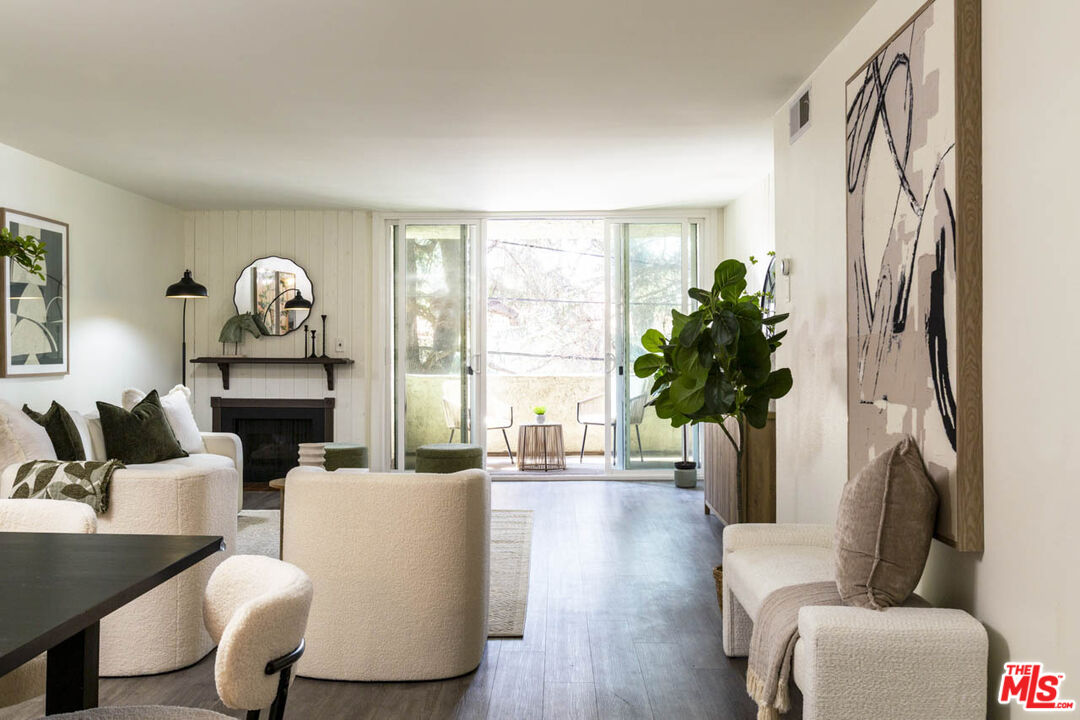 4321 Los Feliz Blvd Unit: 1