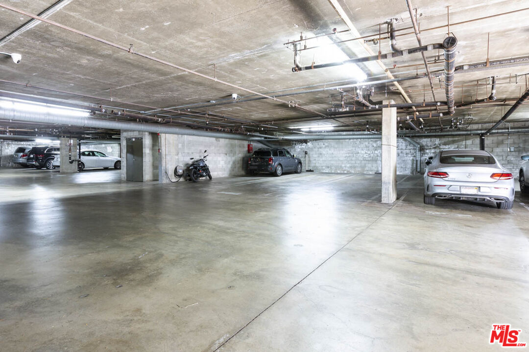 4321 Los Feliz Blvd Unit: 1