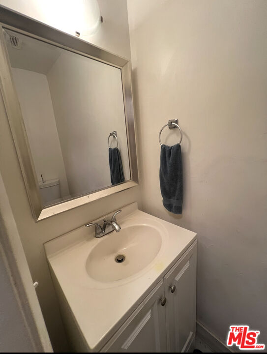 931 New Depot St Unit: 12