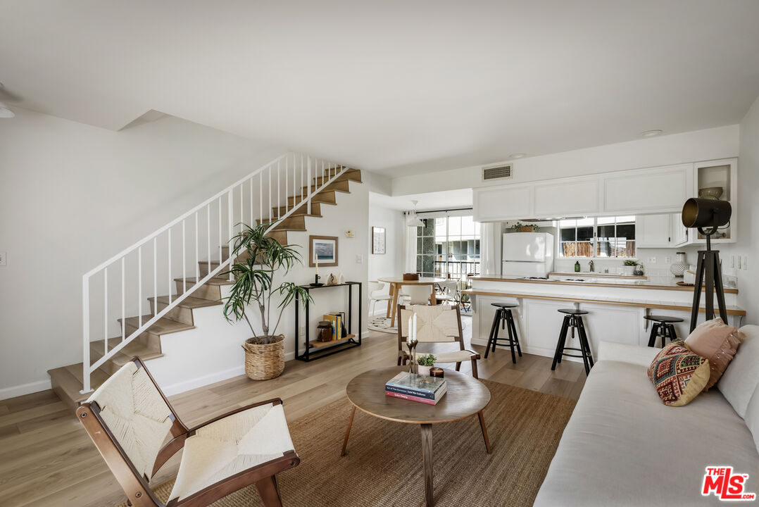 4530 Ramsdell Ave Unit: 11