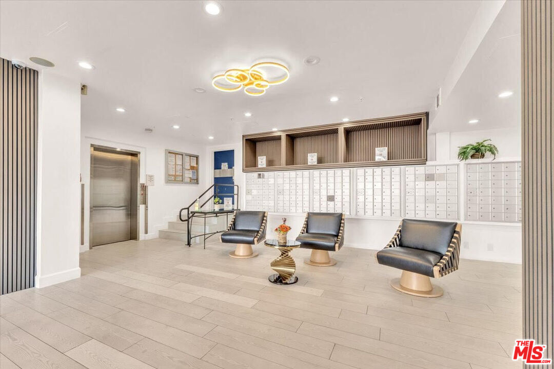 10982 Roebling Ave Unit: 340