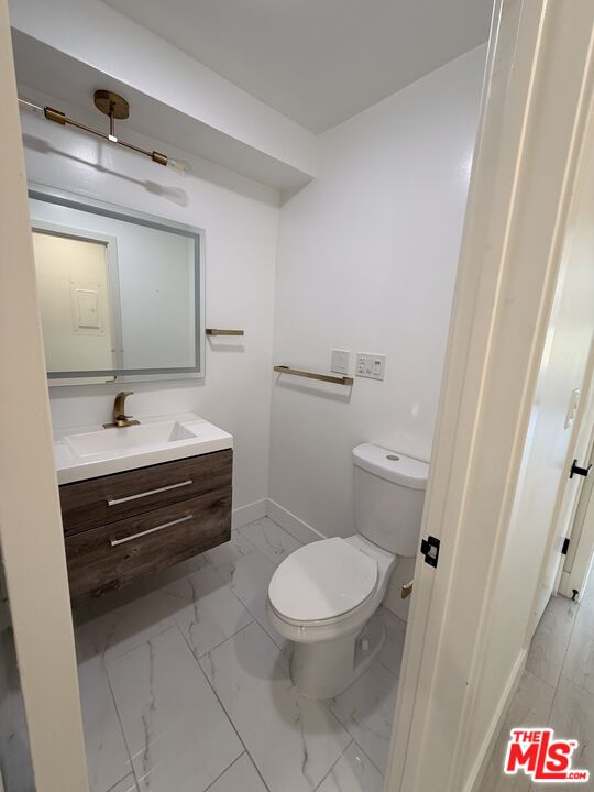 1609 Veteran Ave Unit: 5