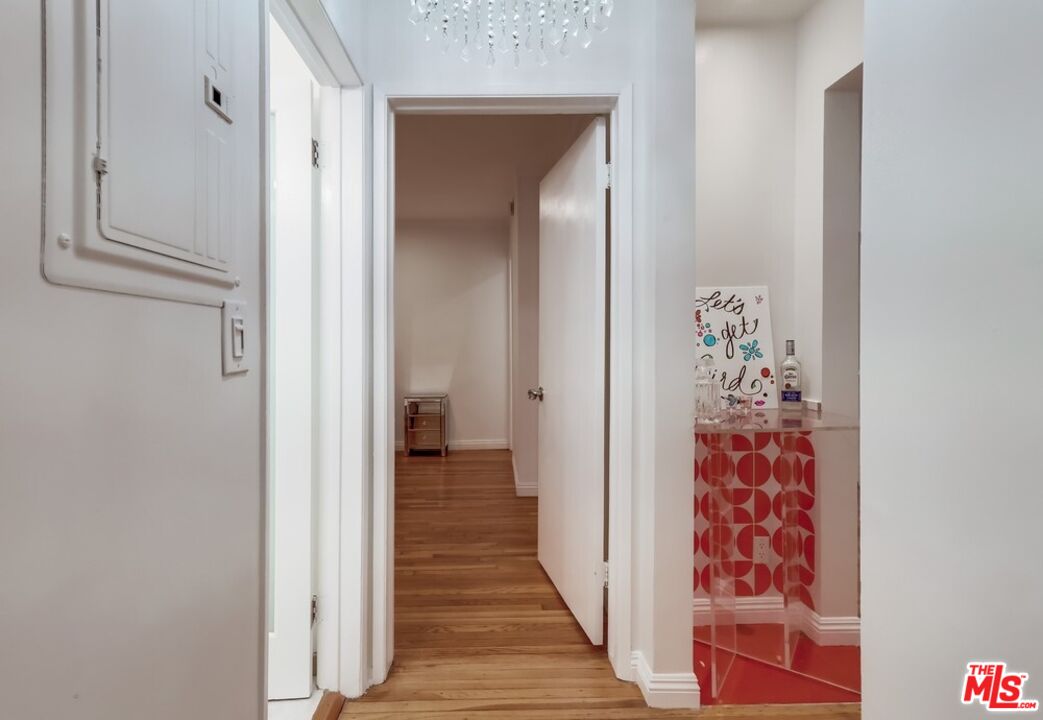 1275 Havenhurst Dr Unit: 4