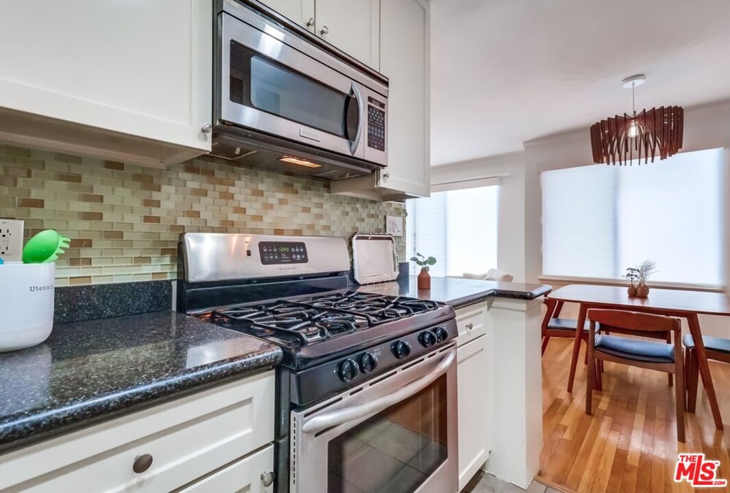 1275 Havenhurst Dr Unit: 4