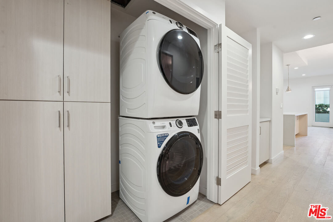 1746 Garfield Pl Unit: 101