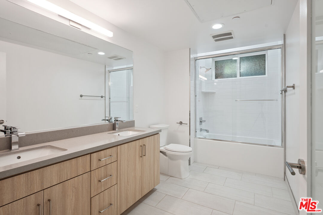 1746 Garfield Pl Unit: 101