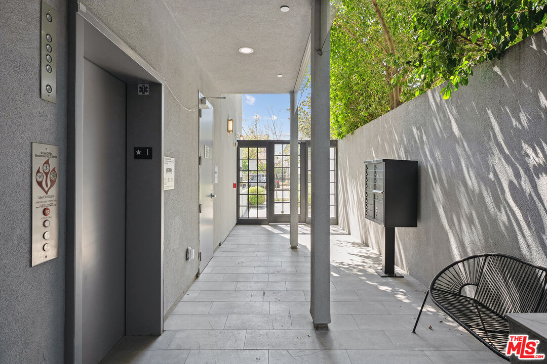 1746 Garfield Pl Unit: 101