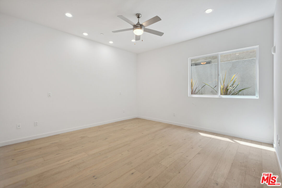 1746 Garfield Pl Unit: 102