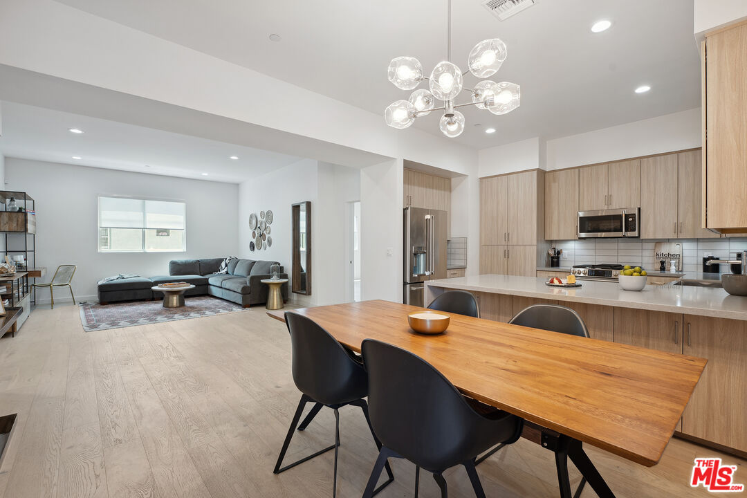 1746 Garfield Pl Unit: 202