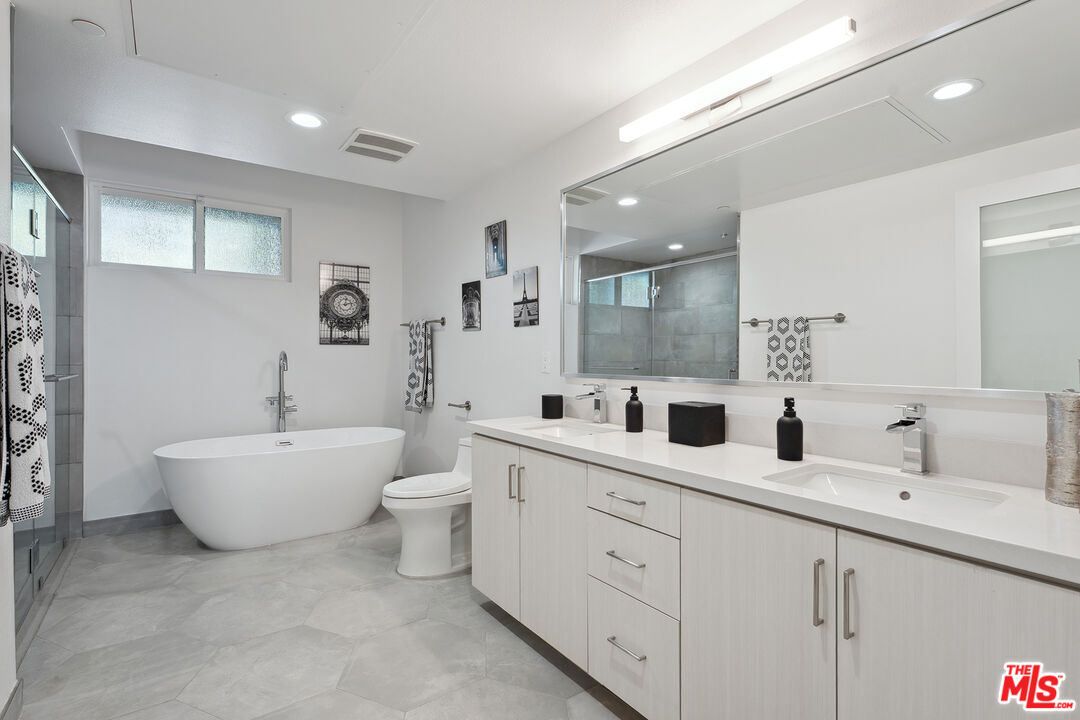 1746 Garfield Pl Unit: 202