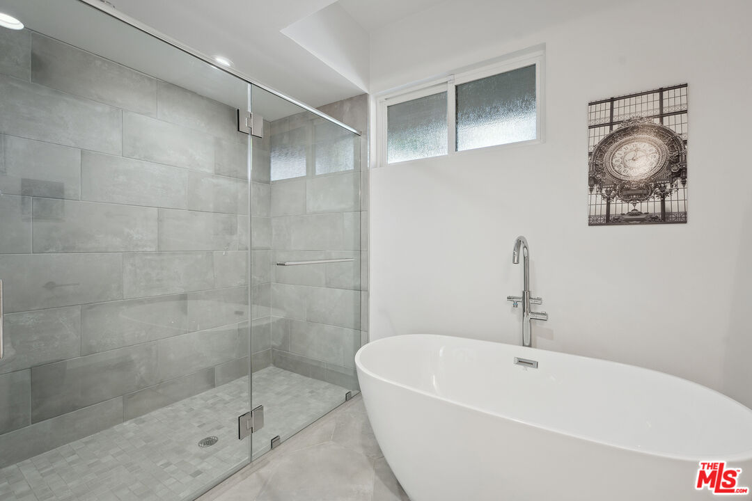 1746 Garfield Pl Unit: 202