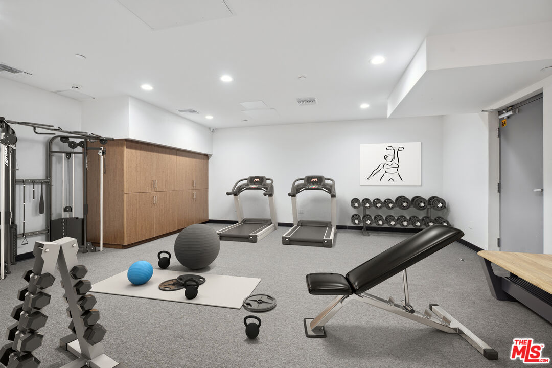 1746 Garfield Pl Unit: 203