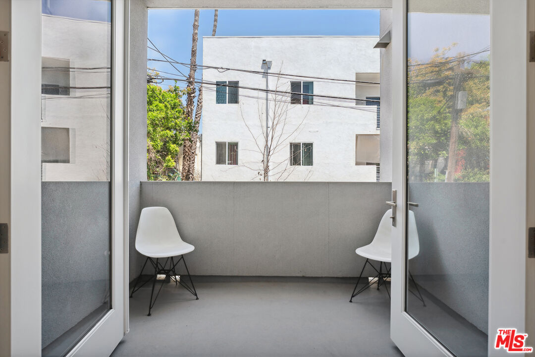 1746 Garfield Pl Unit: 203