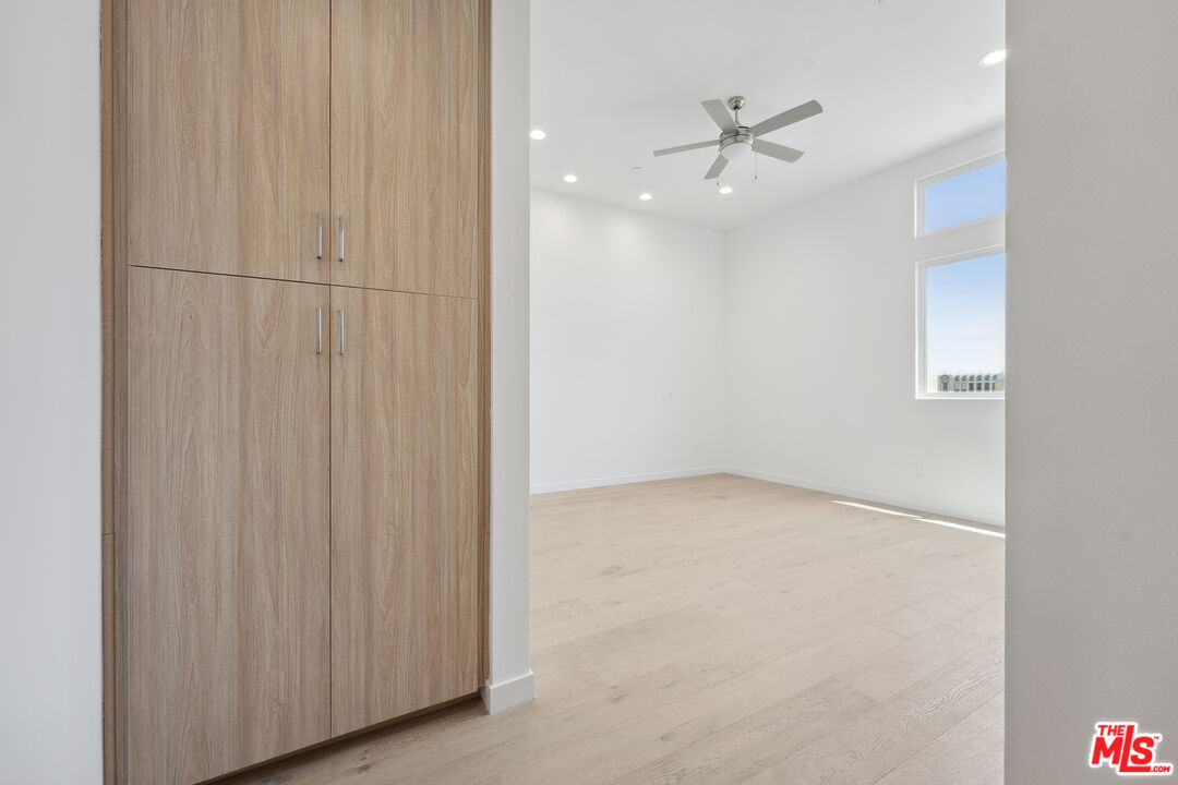 1746 Garfield Pl Unit: 302
