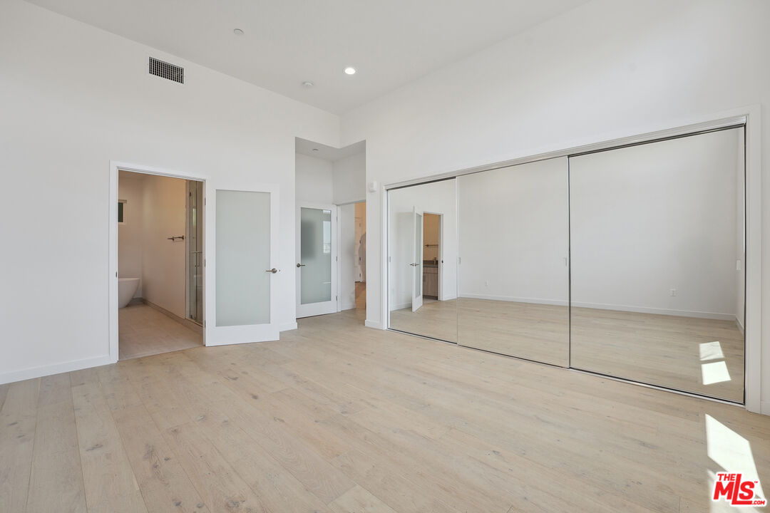 1746 Garfield Pl Unit: 302