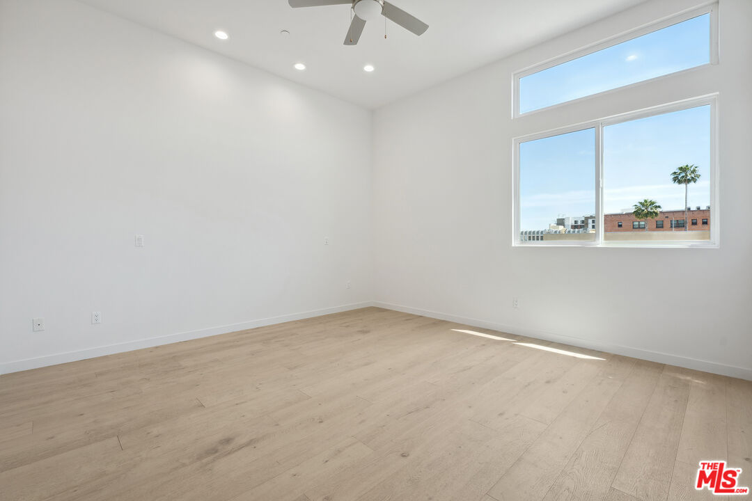 1746 Garfield Pl Unit: 302