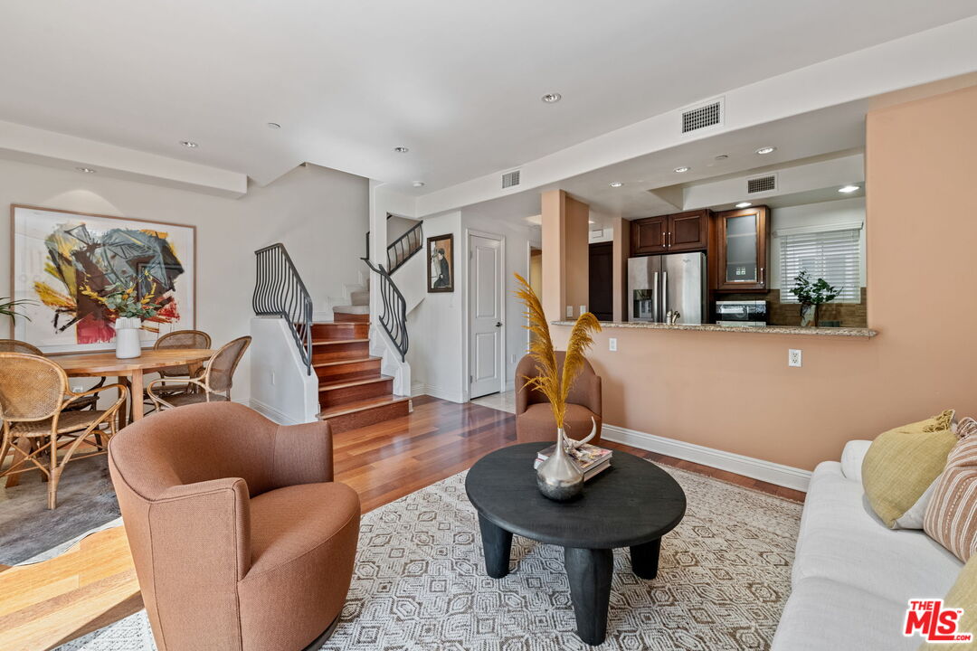 5401 Morella Ave Unit: 107