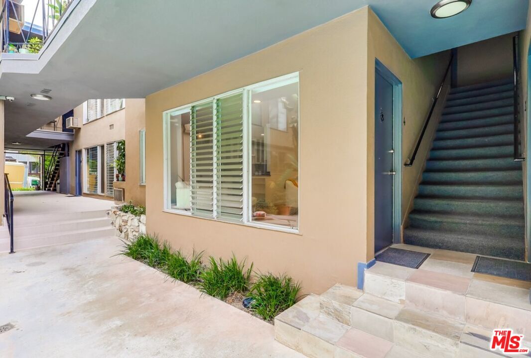 1275 Havenhurst Dr Unit: 4