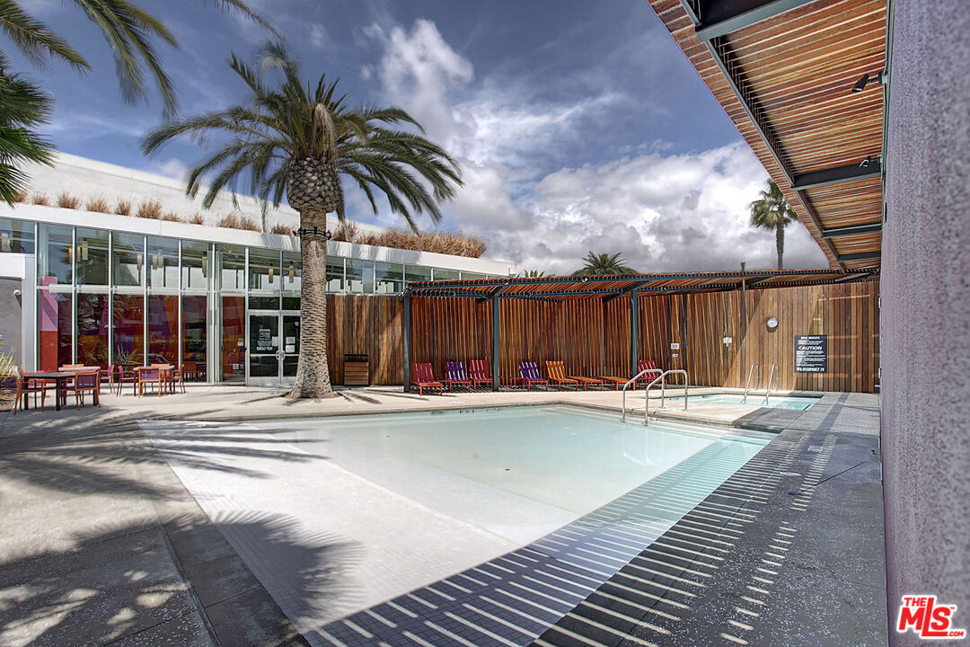 6020 S Seabluff Dr Unit: 122