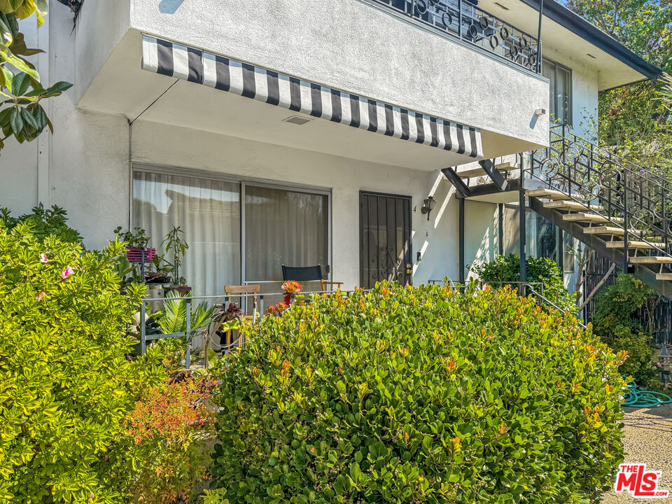 3320 Griffith Park Blvd Unit: 4