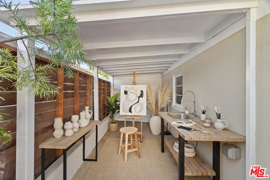 920 Carrillo Drive