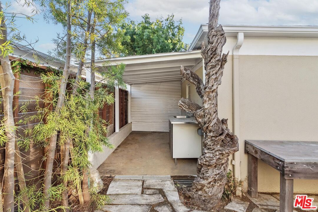 920 Carrillo Drive