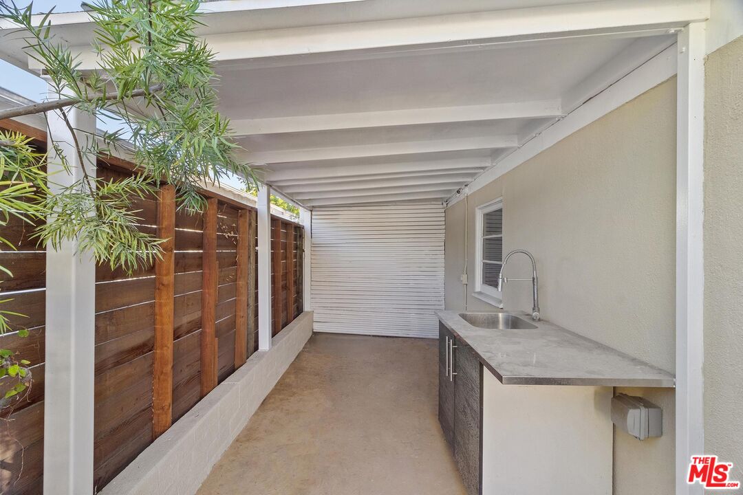 920 Carrillo Drive