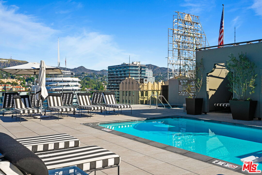 1645 N Vine St Unit: 605