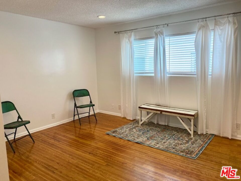 1010 21st St Unit: 2