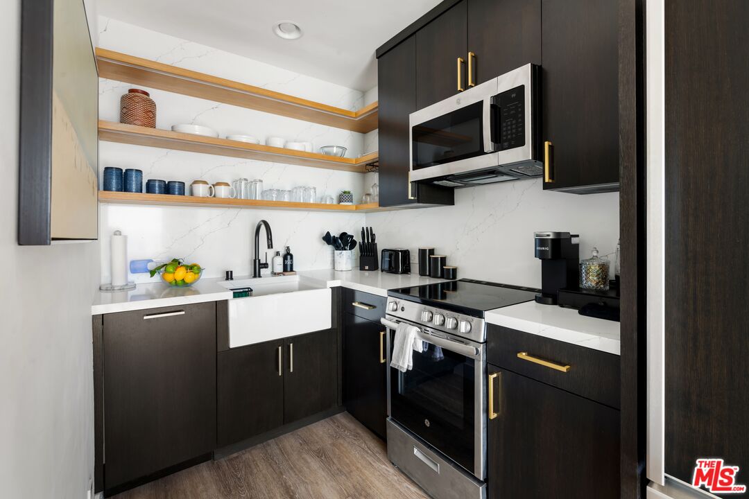 20638 Pacific Coast Hwy Unit: 00009-17