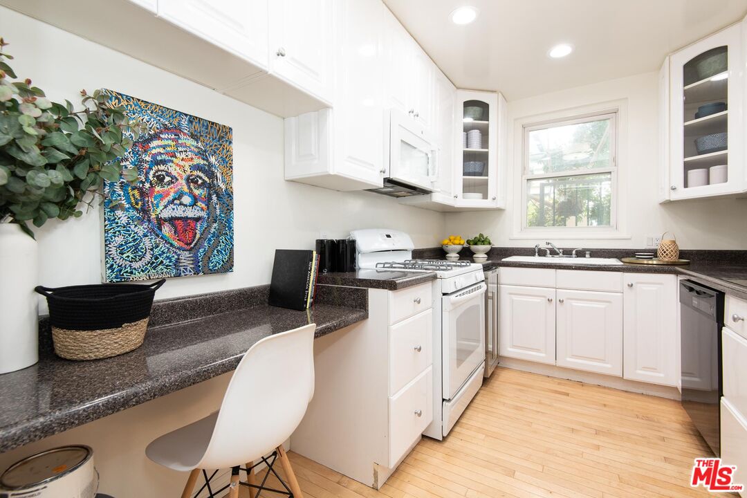 11670 W Sunset Blvd Unit: 108