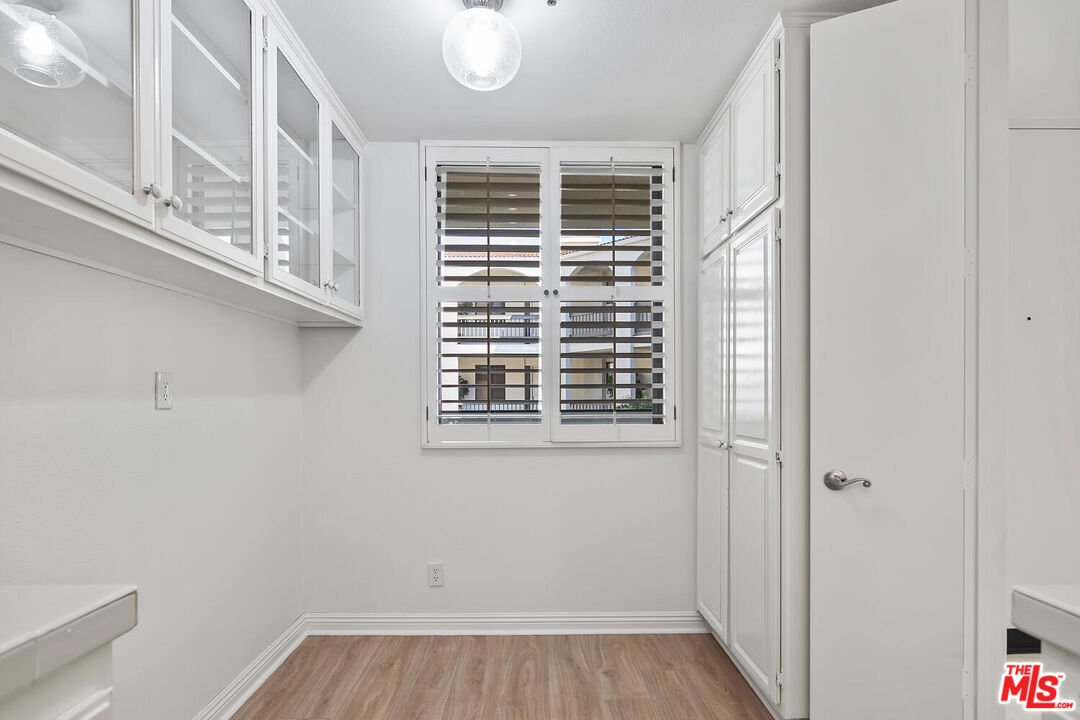 2131 Century Park Ln Unit: 307