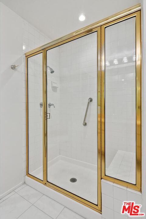 2131 Century Park Ln Unit: 307