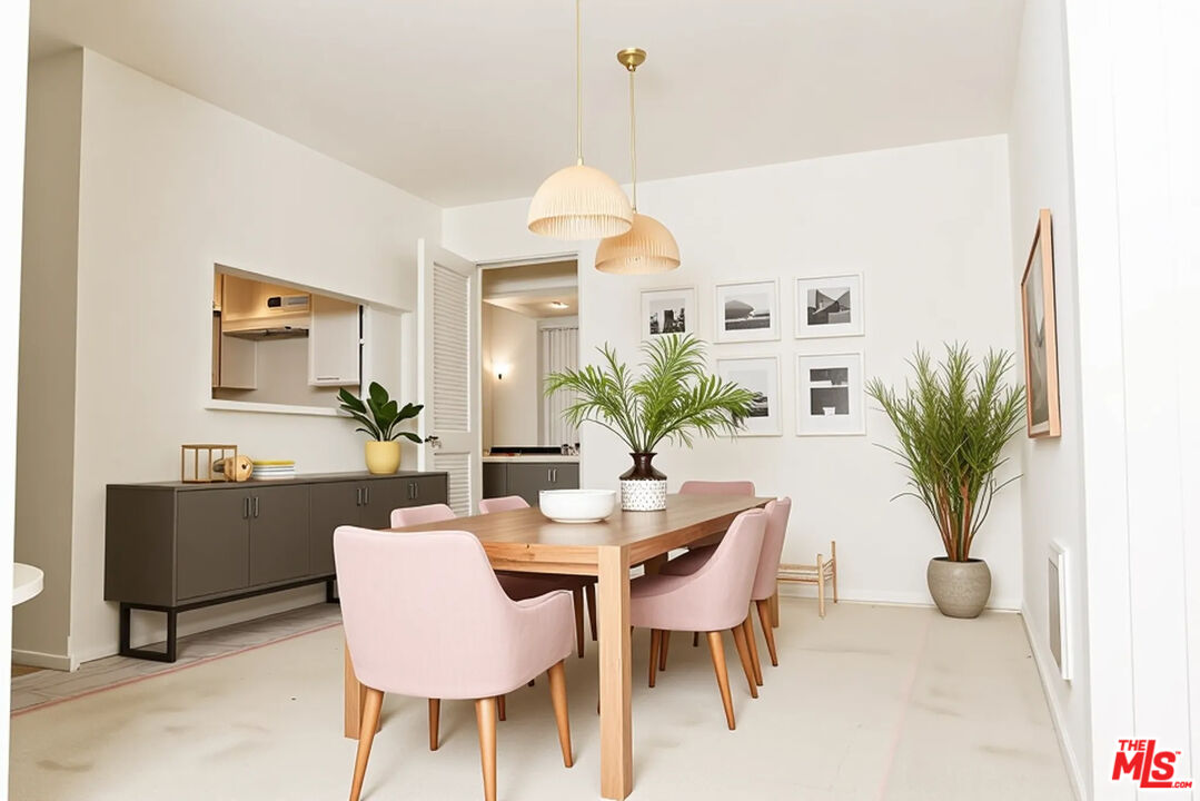 11645 Montana Ave Unit: 137