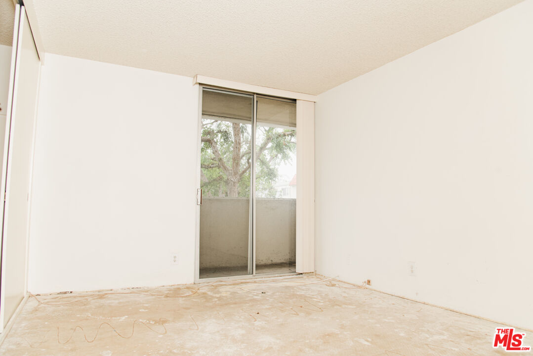 11645 Montana Ave Unit: 137