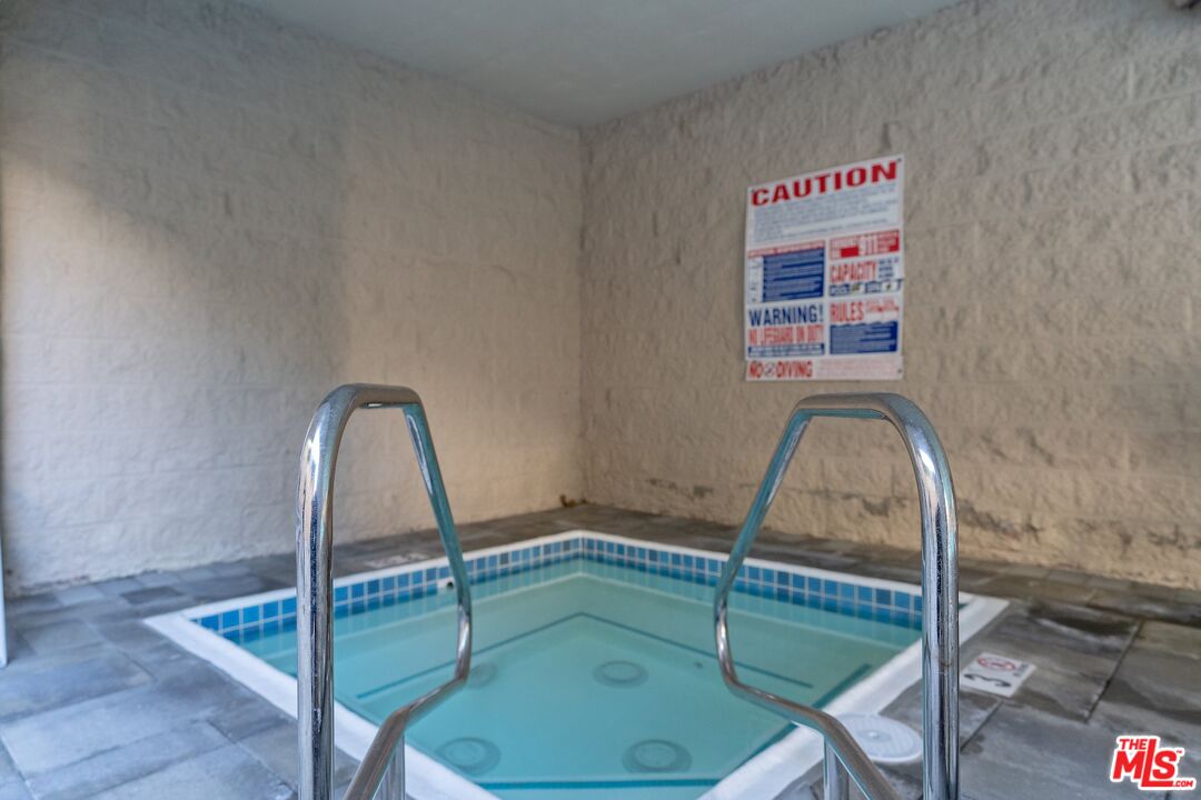 11645 Montana Ave Unit: 137