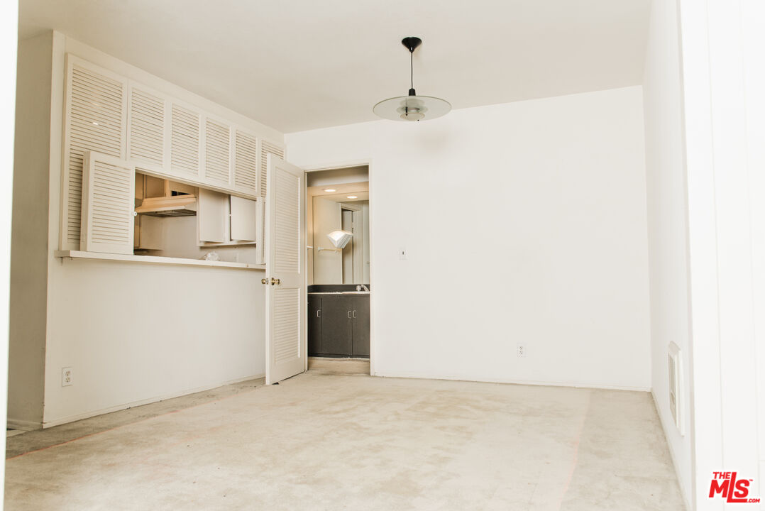 11645 Montana Ave Unit: 137