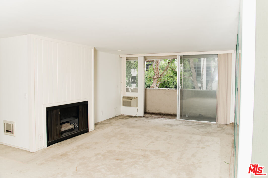 11645 Montana Ave Unit: 137