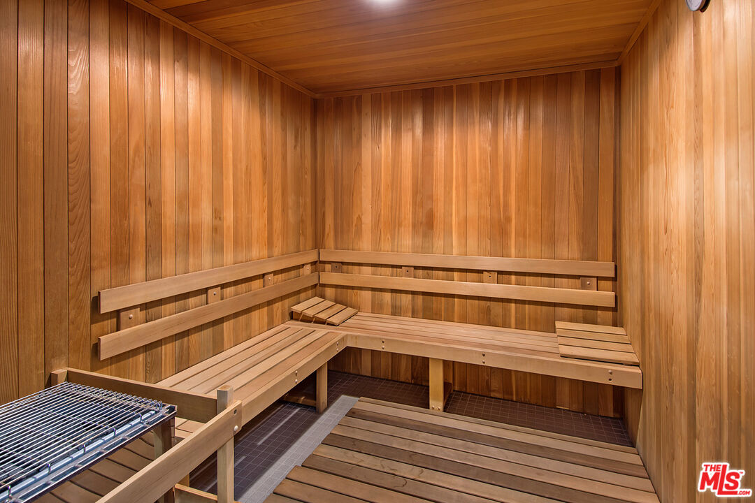 2222 Avenue Of The Stars Unit: 2503