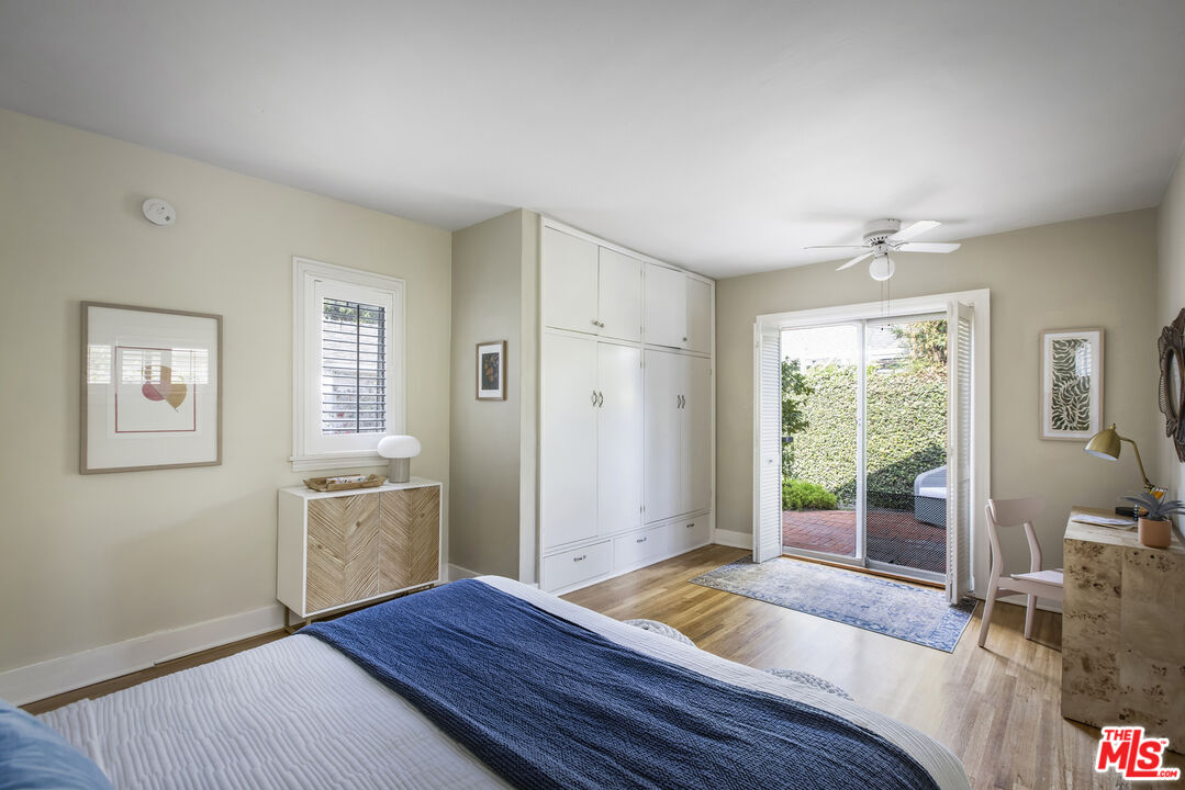 16 Oak Knoll Gardens Dr